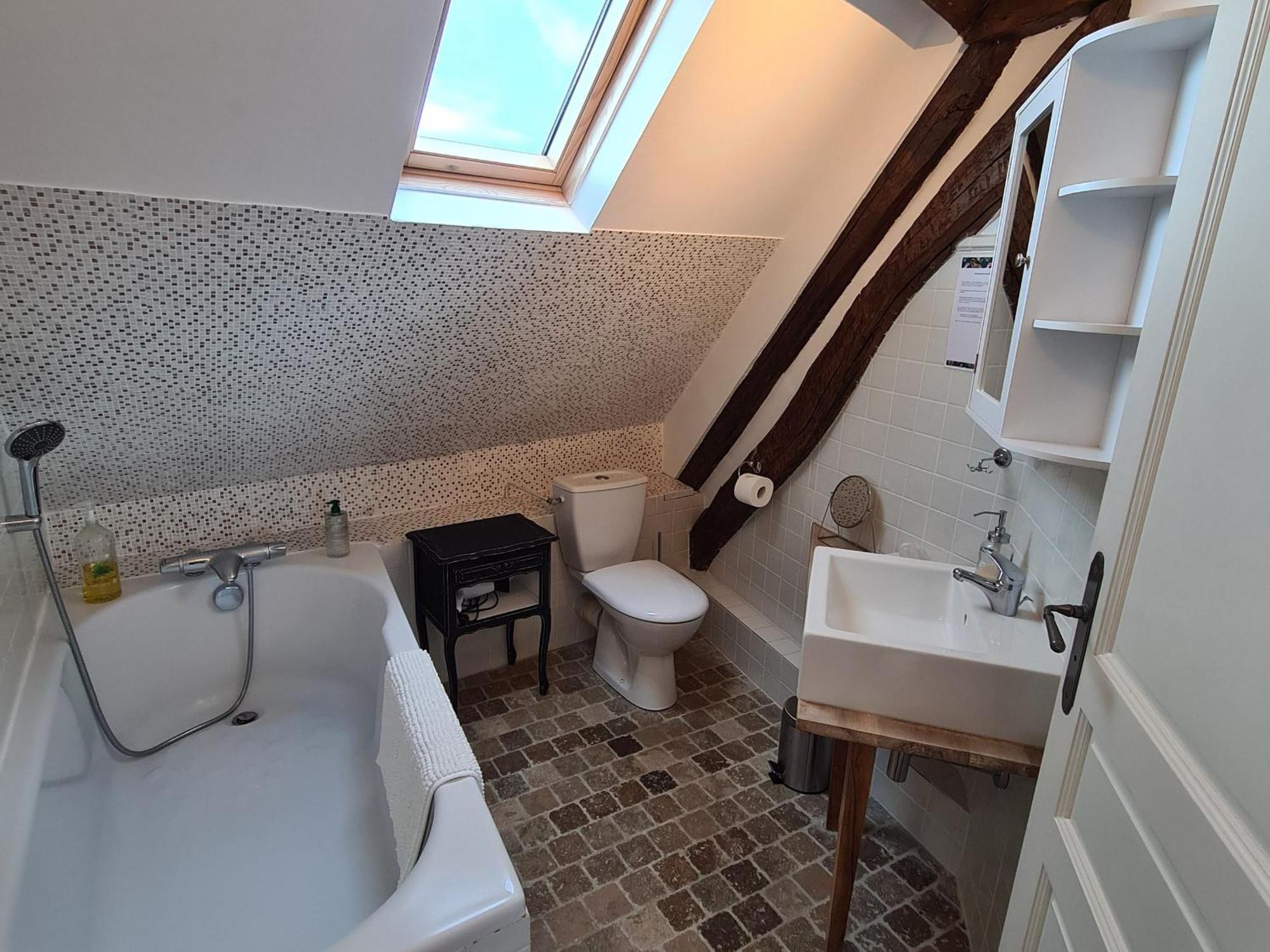 Chambres Spacieuses Avec Tv Et Salle De Bain Privee - Fr-1-590-453 Ousson-sur-Loire Екстериор снимка