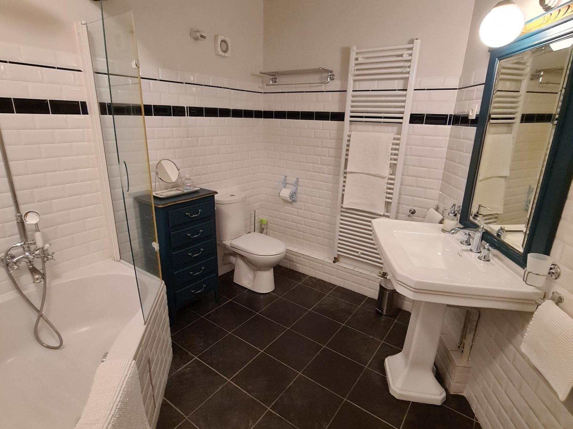 Chambres Spacieuses Avec Tv Et Salle De Bain Privee - Fr-1-590-453 Ousson-sur-Loire Екстериор снимка