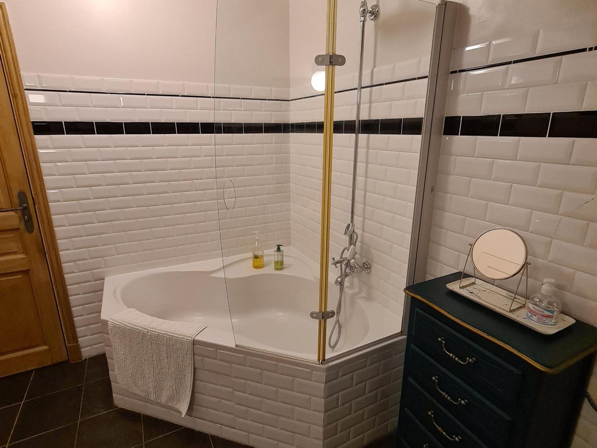 Chambres Spacieuses Avec Tv Et Salle De Bain Privee - Fr-1-590-453 Ousson-sur-Loire Екстериор снимка